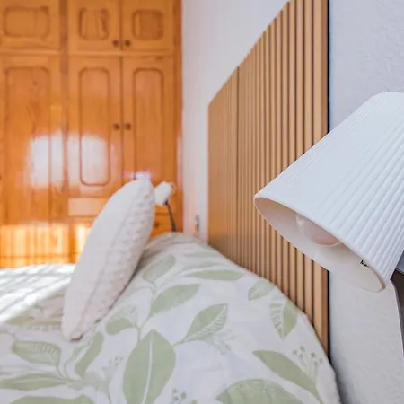 Atico Trucha Retreat Con Terraza דירה