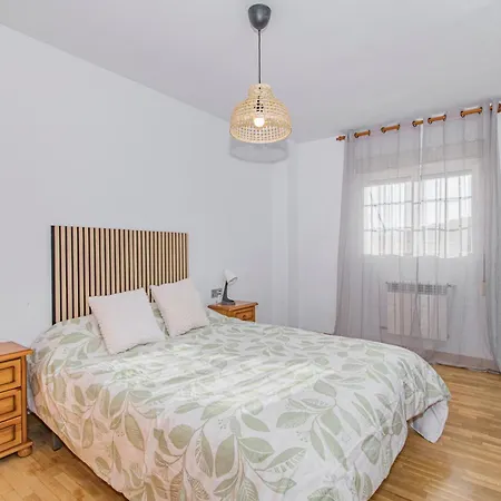 Atico Trucha Retreat Con Terraza *